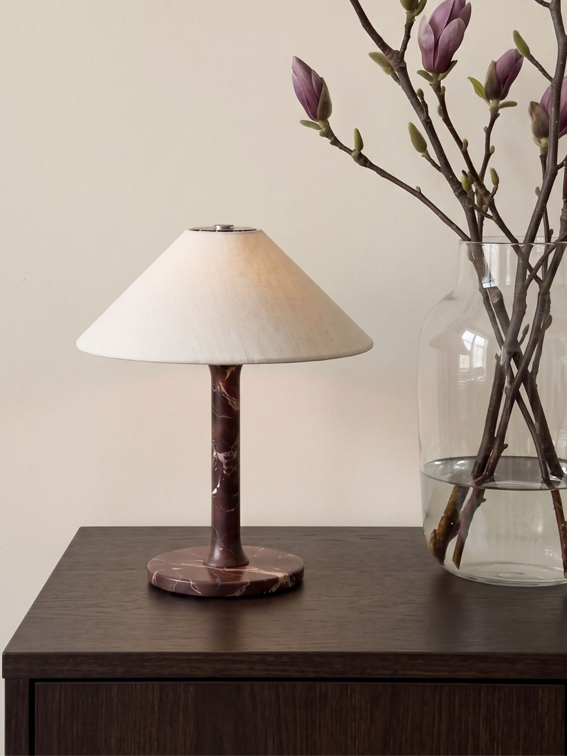 Das Original – Rossa Tragbare Lampe | Calacatta Viola & Leinen