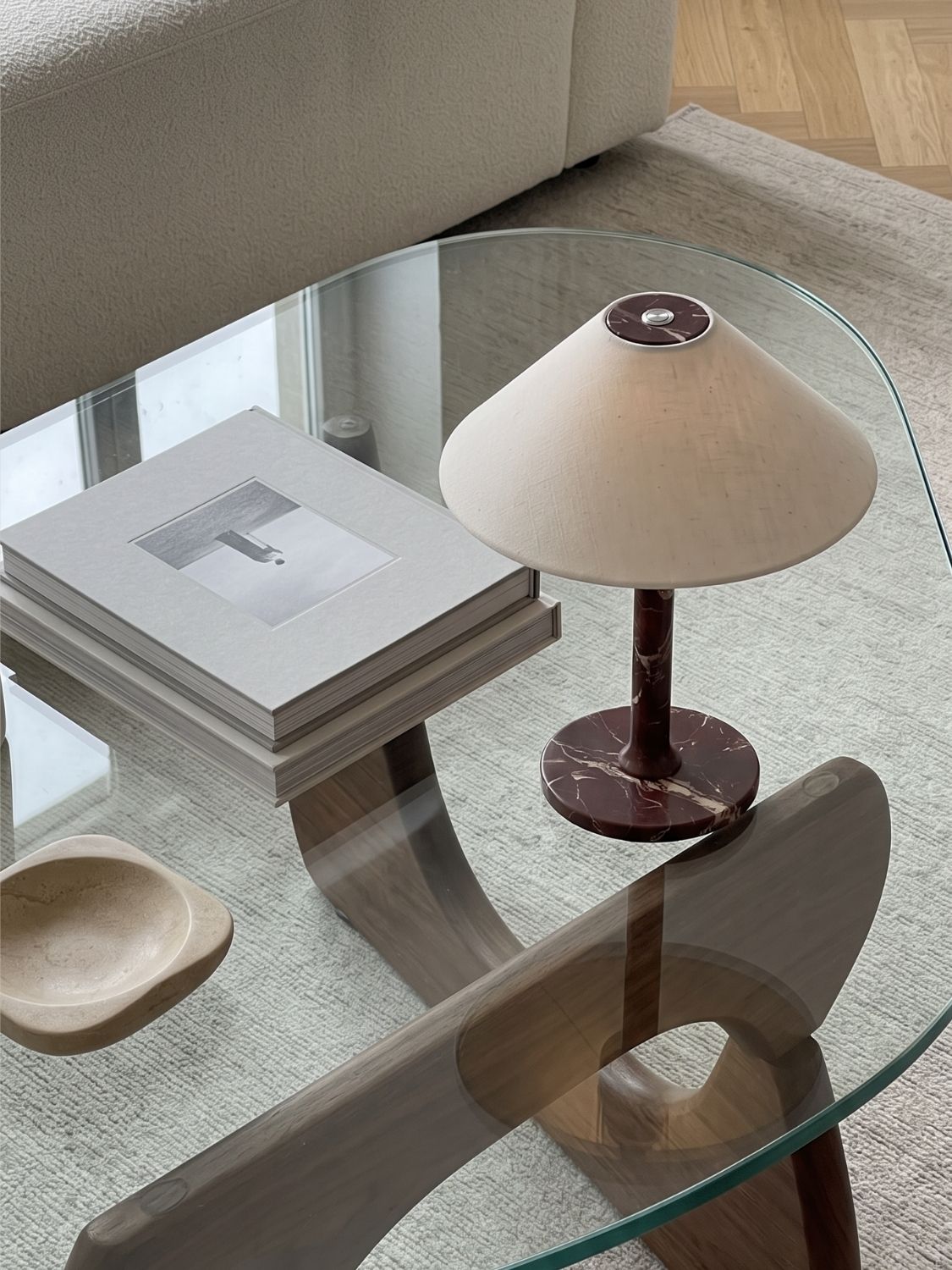 Das Original – Rossa Tragbare Lampe | Calacatta Viola & Leinen