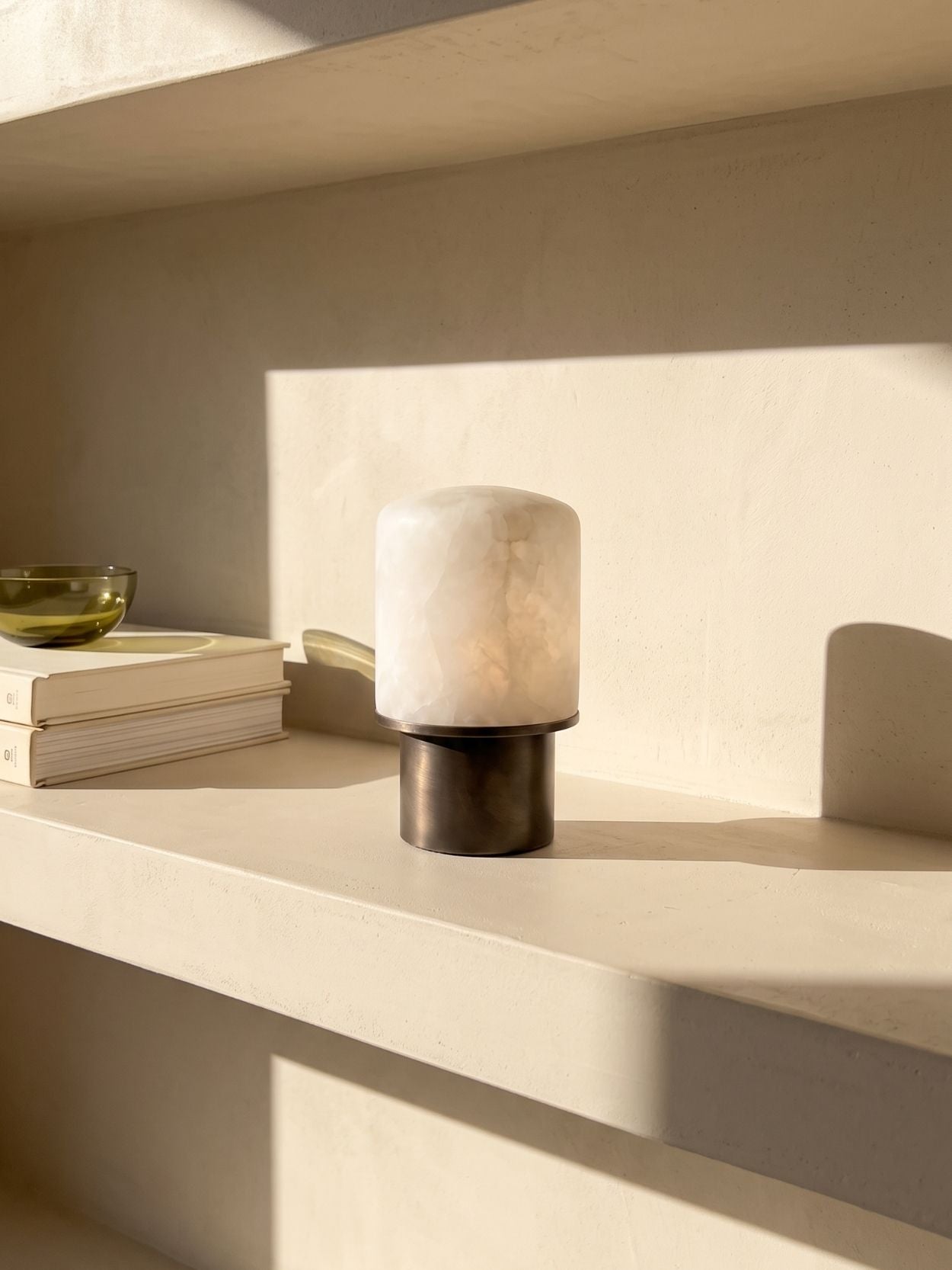Das Original – Rossa Tragbare Lampe | Calacatta Viola & Leinen