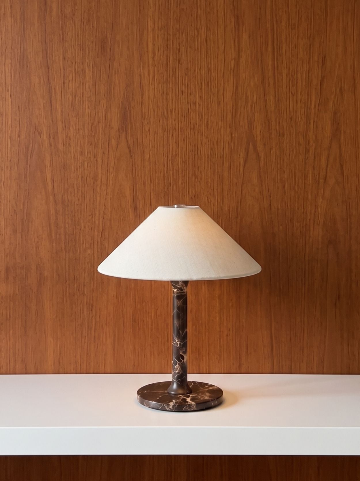 Das Original – Rossa Tragbare Lampe | Calacatta Viola & Leinen