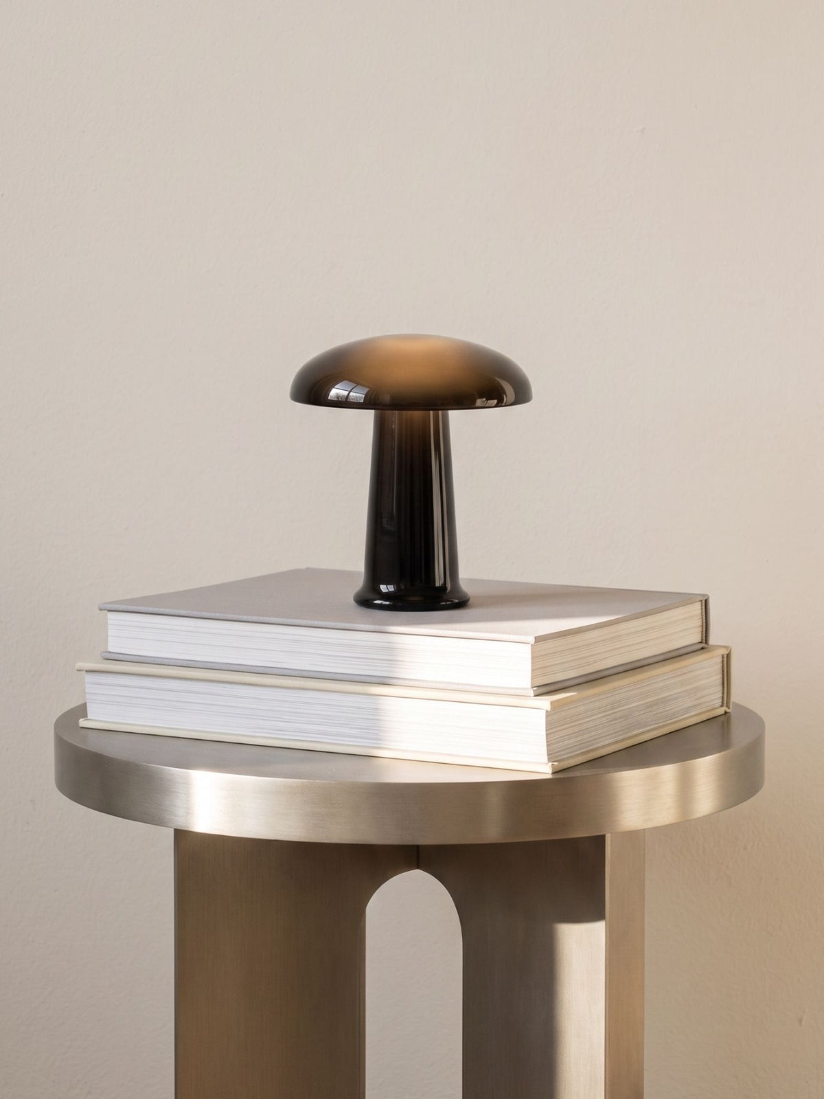 Cera Mini Portable Lamp | Black Glass