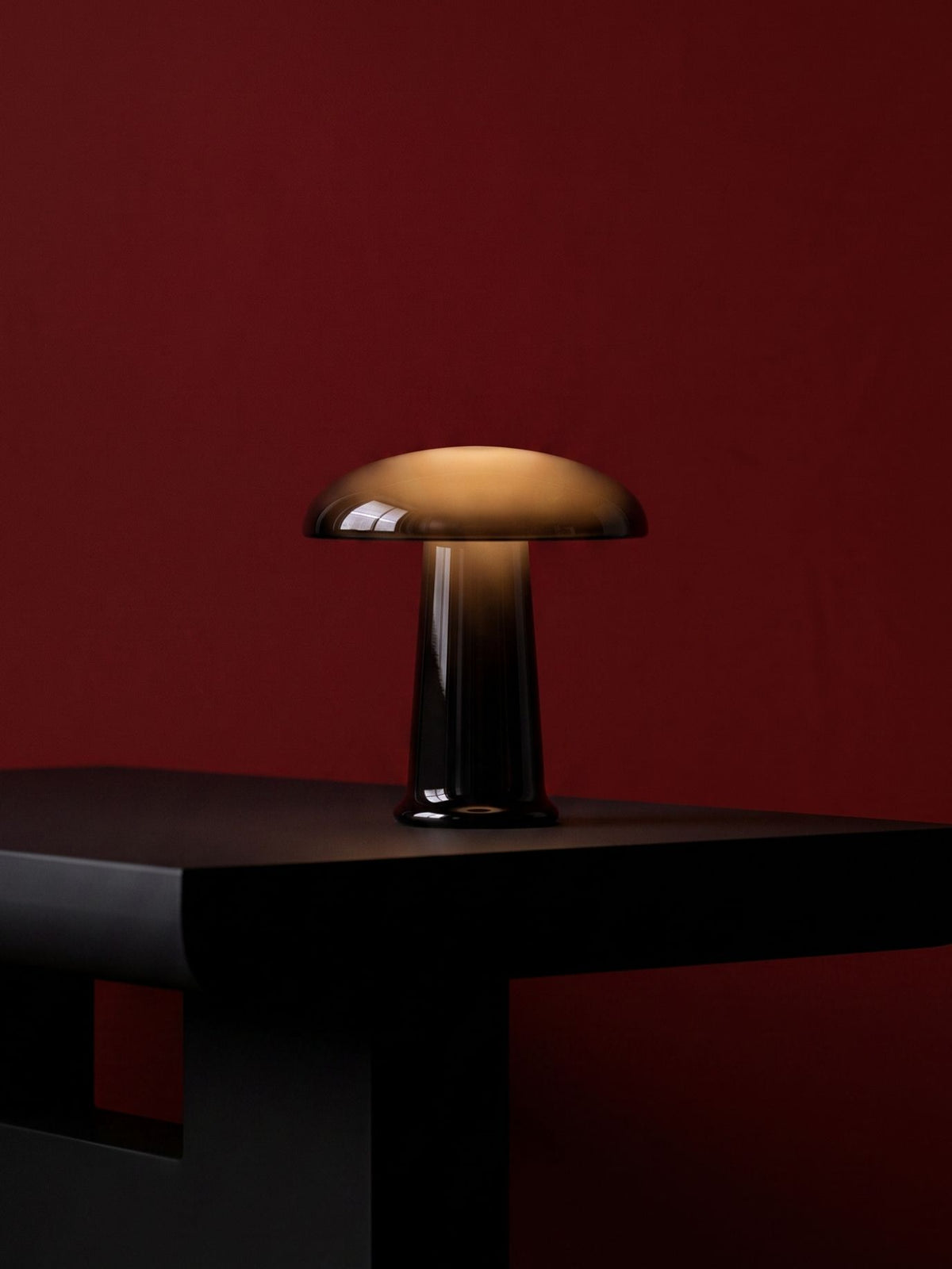 Cera Mini Portable Lamp | Black Glass