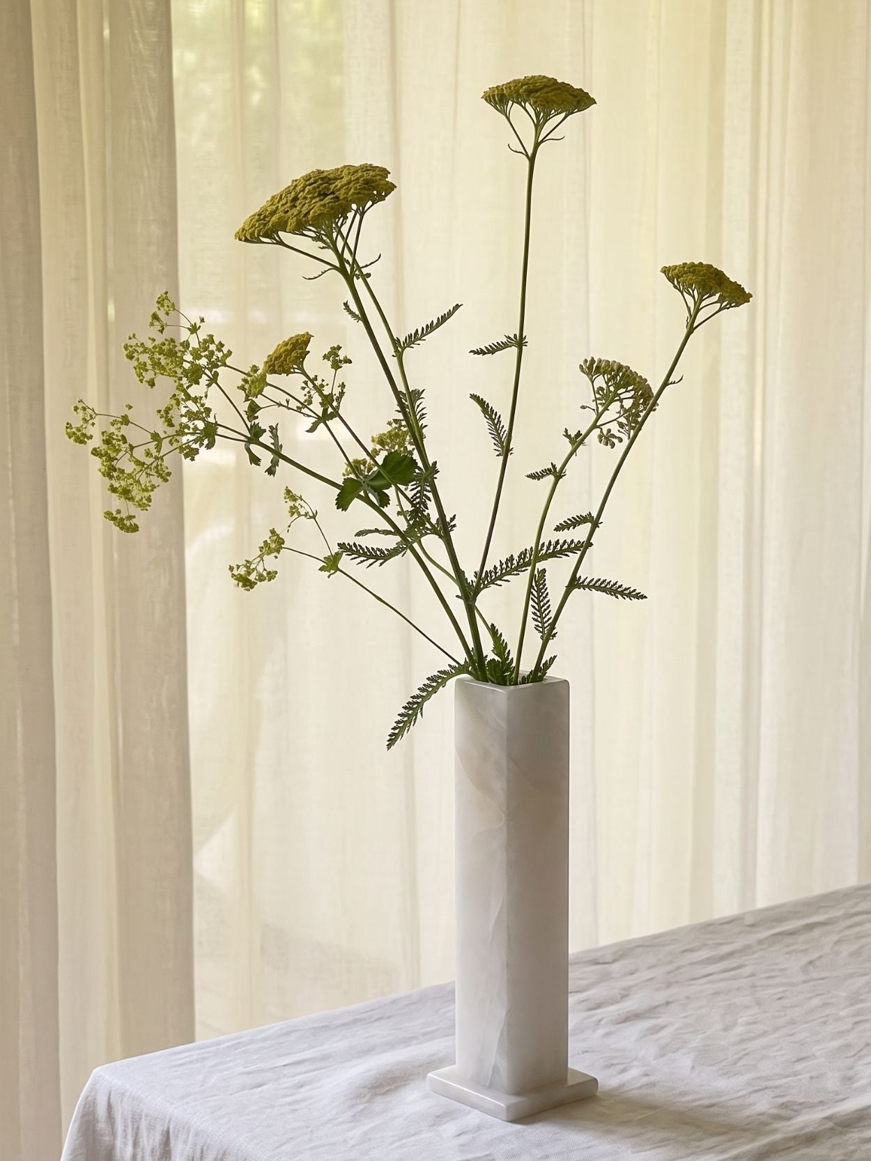 The Eva Vase | Alabaster
