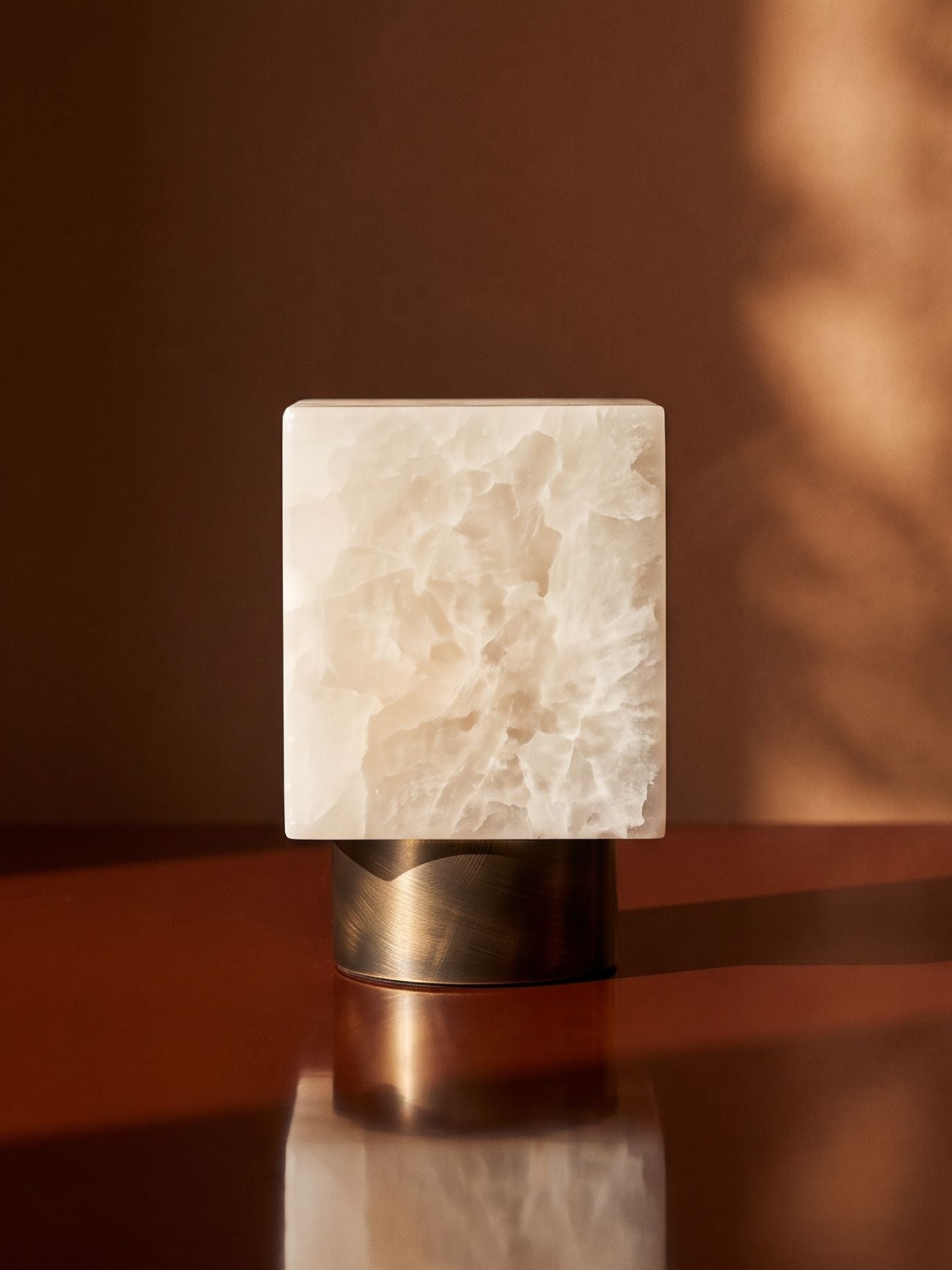 Forma Mini Tragbare Lampe | Alabaster & Antikbronze