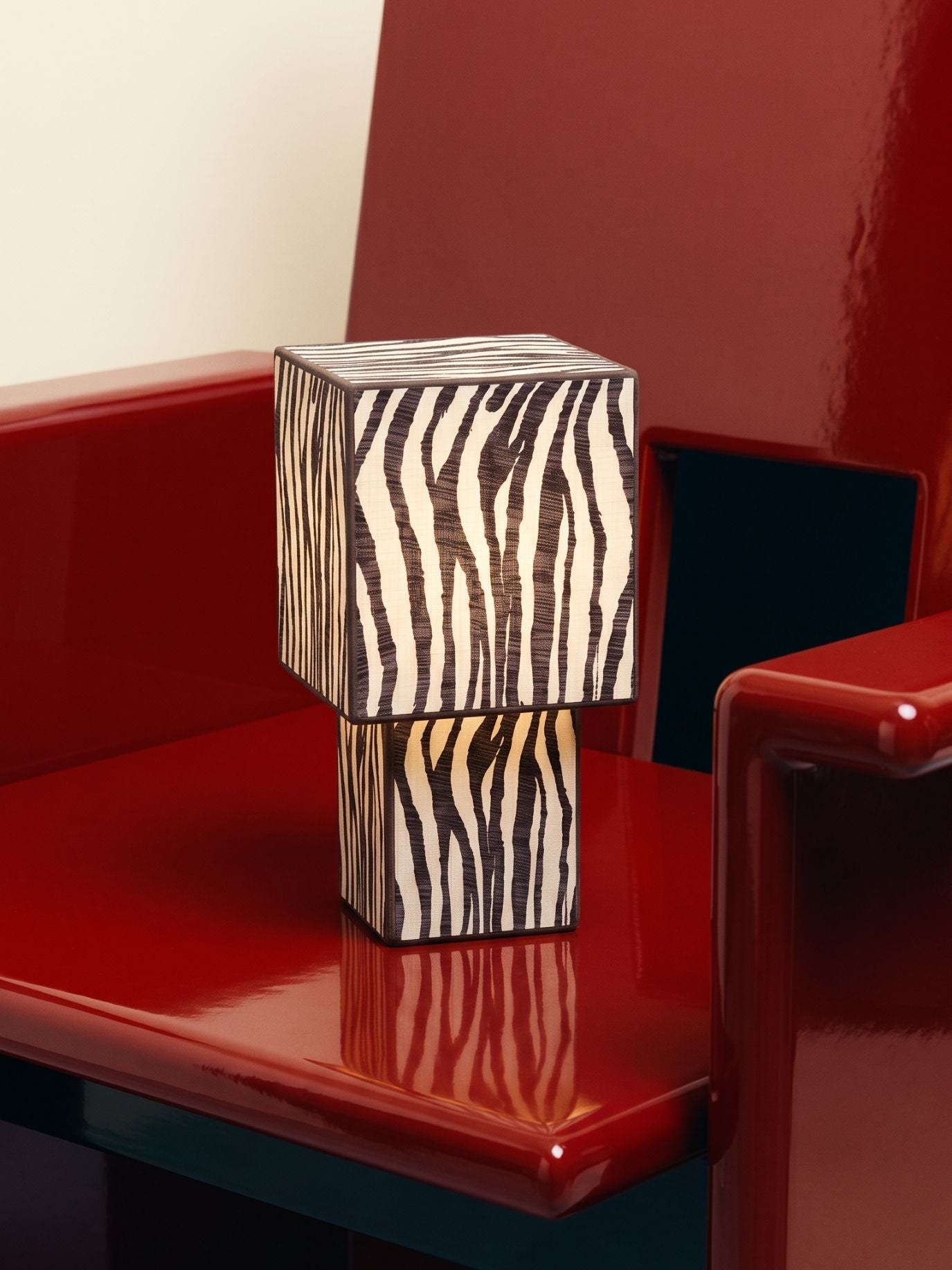 Forma Lamp Portable | Limited Edition (Zebra)