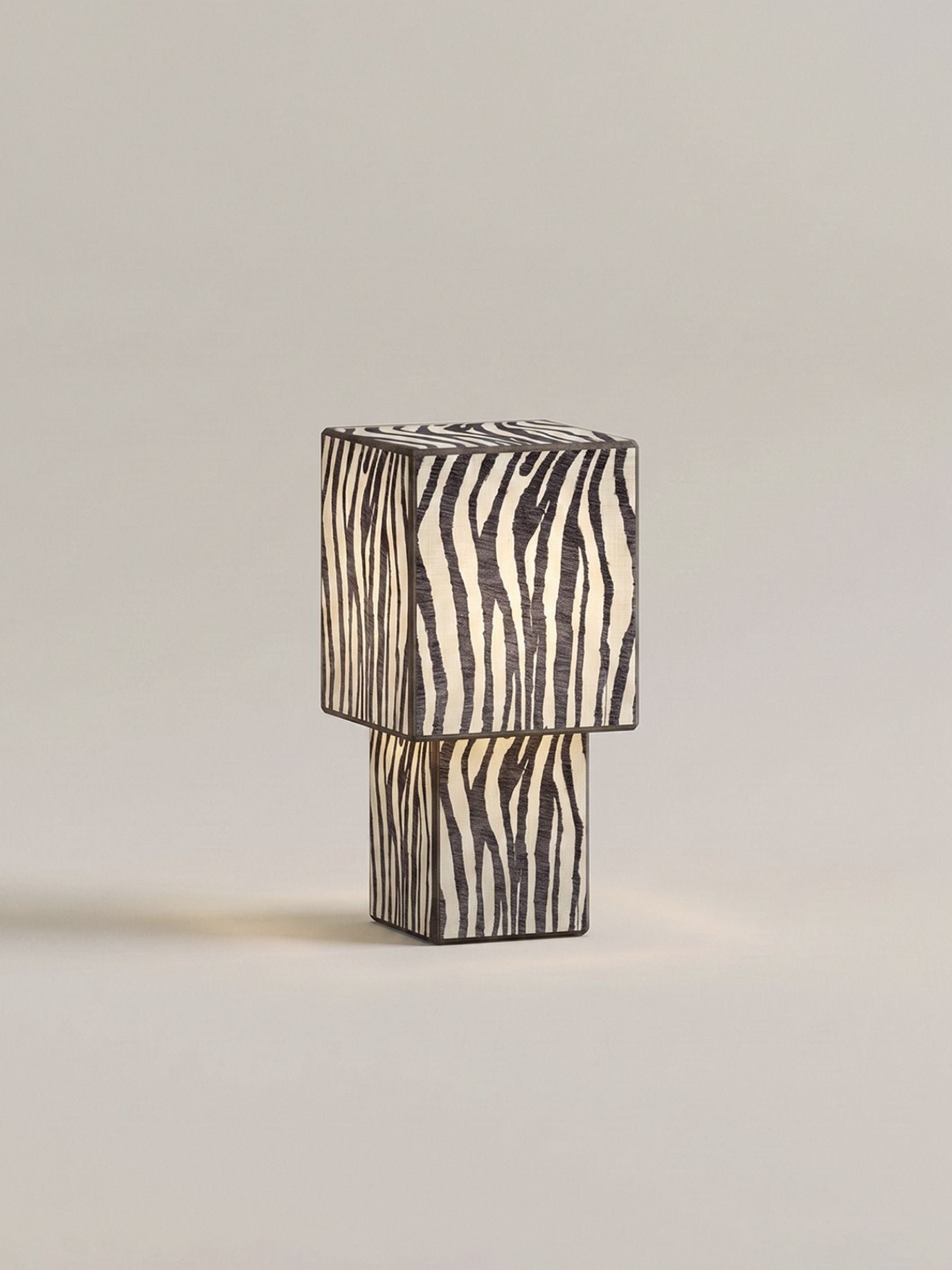 Forma Lamp Portable | Limited Edition (Zebra)