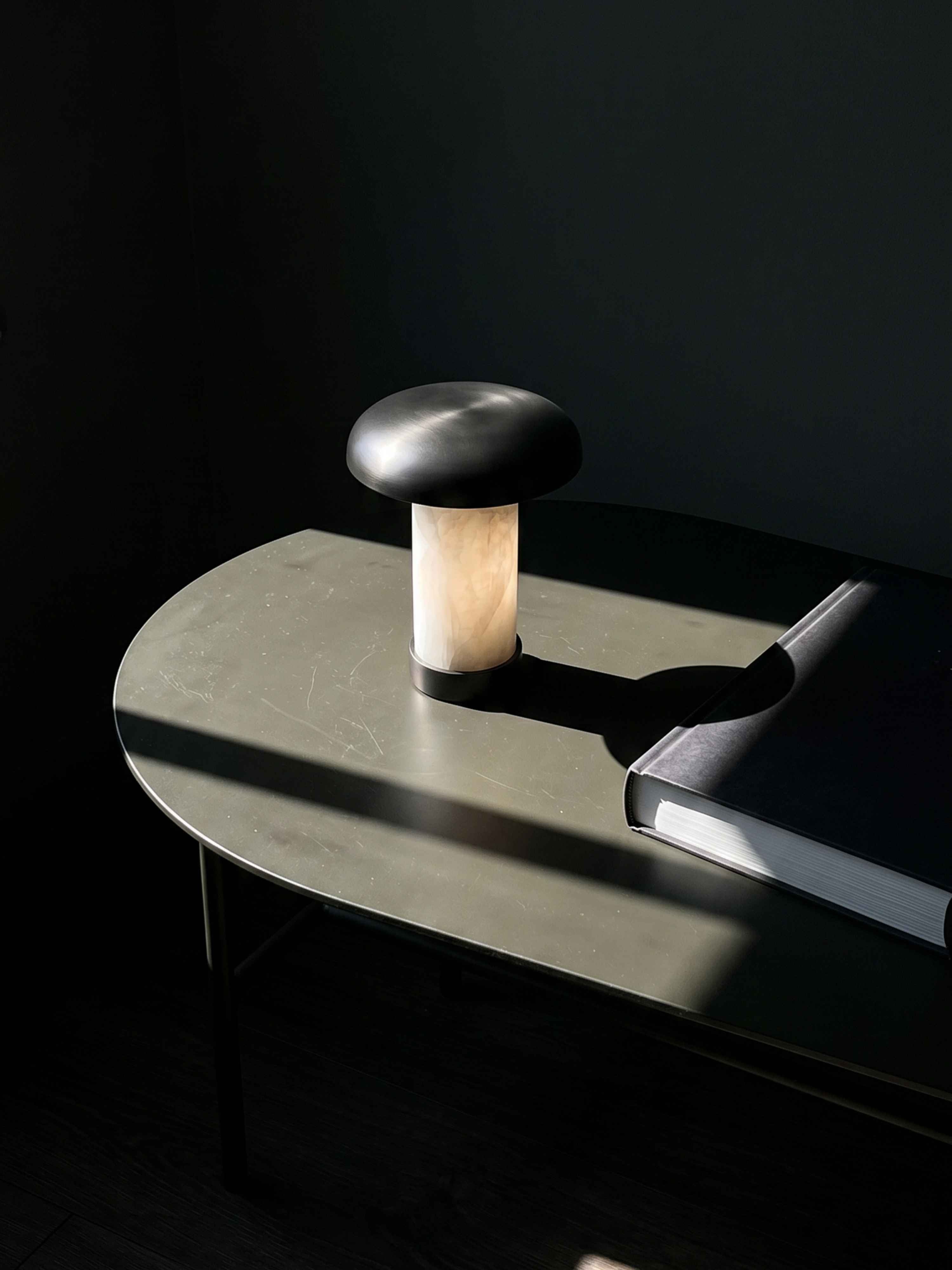 Forma Mini-Taschenlampe | Alabaster