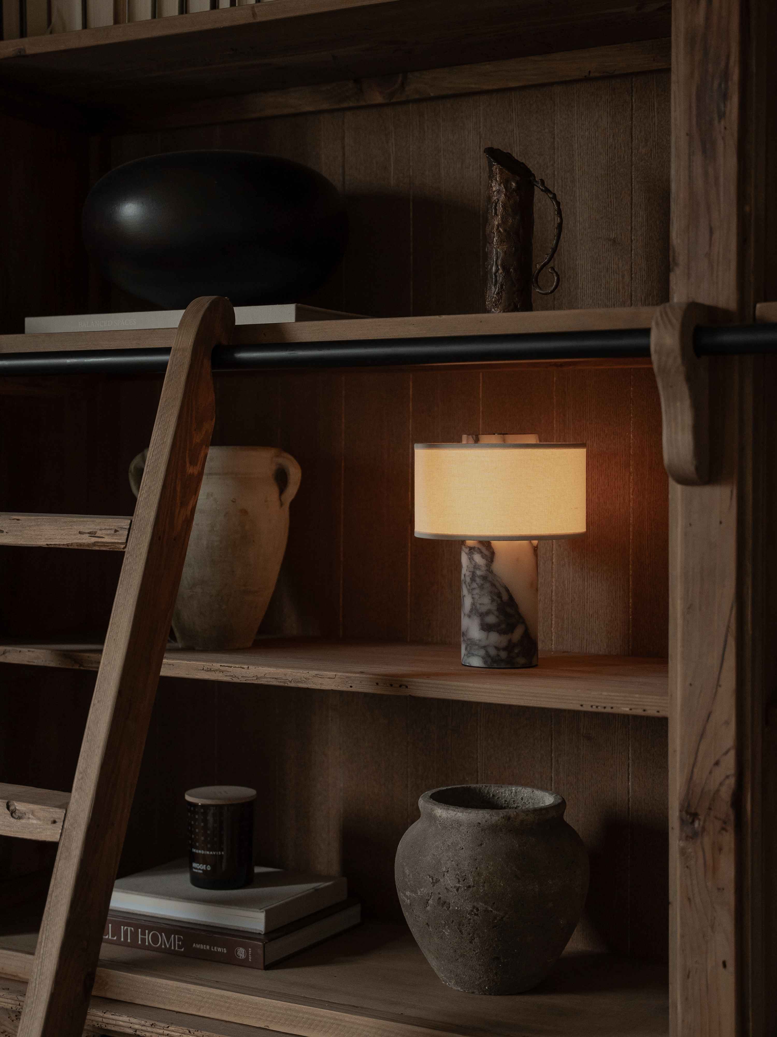 Auríe Portable Table Lamp - Calacatta Viola