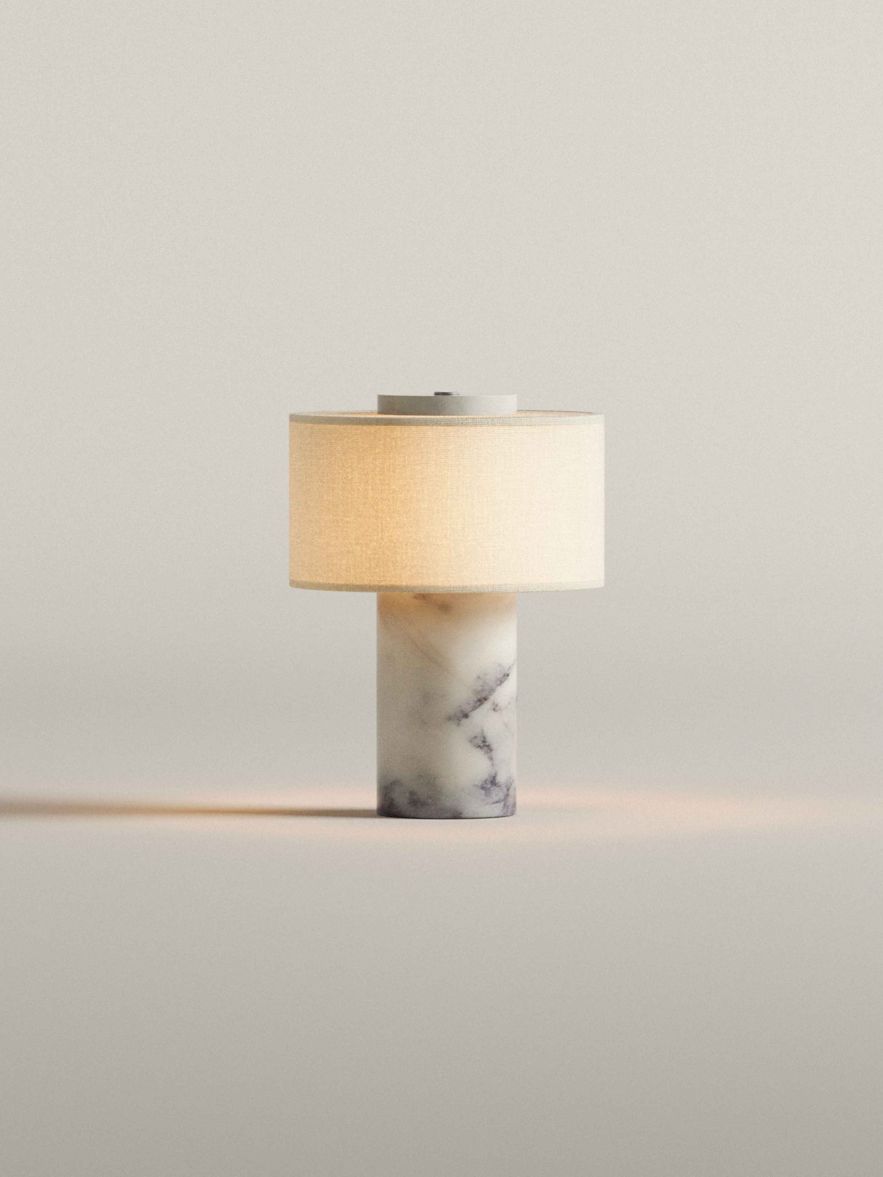 (Sample Sale) Auríe Portable Table Lamp | Calacatta Viola Marble & Linen