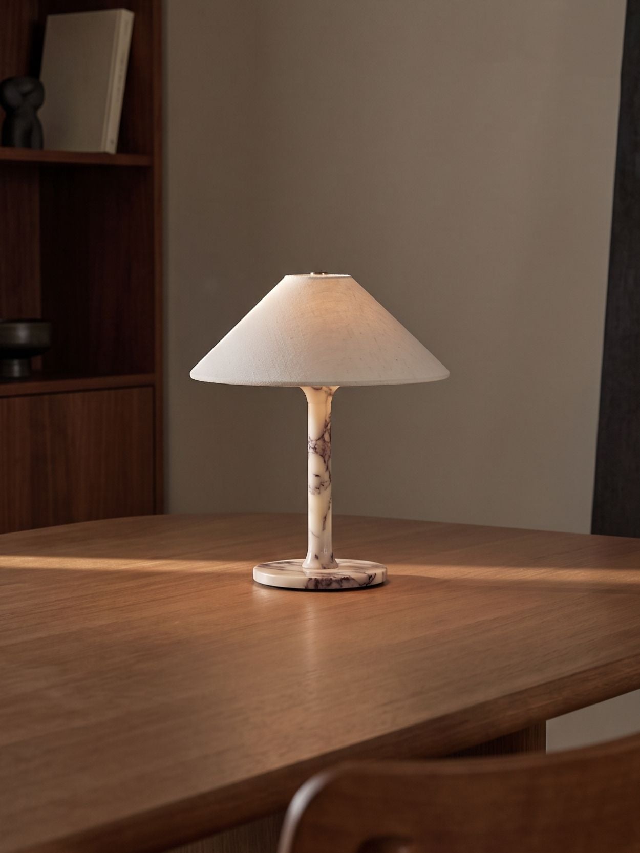 Rossa Tragbare Lampe | Calacatta Viola & Leinen