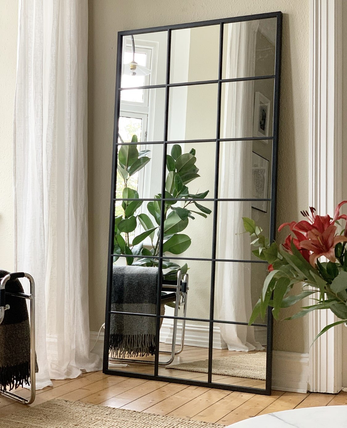 Grid Mirror No.3 | 180 × 90 cm - Blossholm