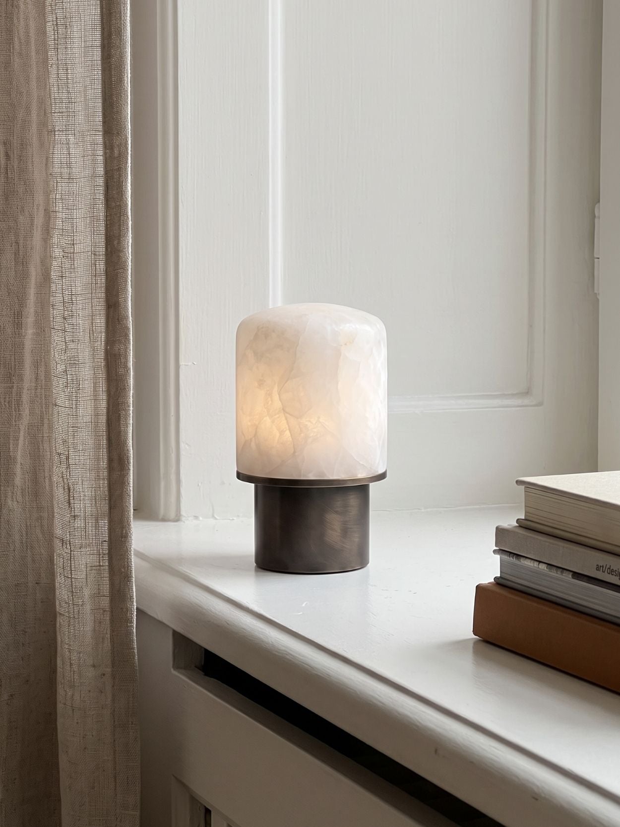 Das Original – Rossa Tragbare Lampe | Calacatta Viola & Leinen