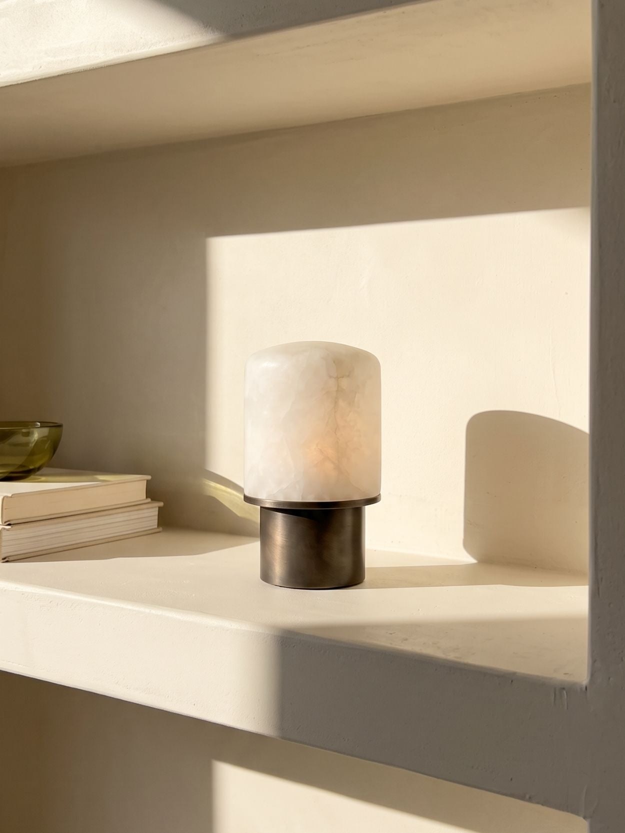 Das Original – Rossa Tragbare Lampe | Calacatta Viola & Leinen