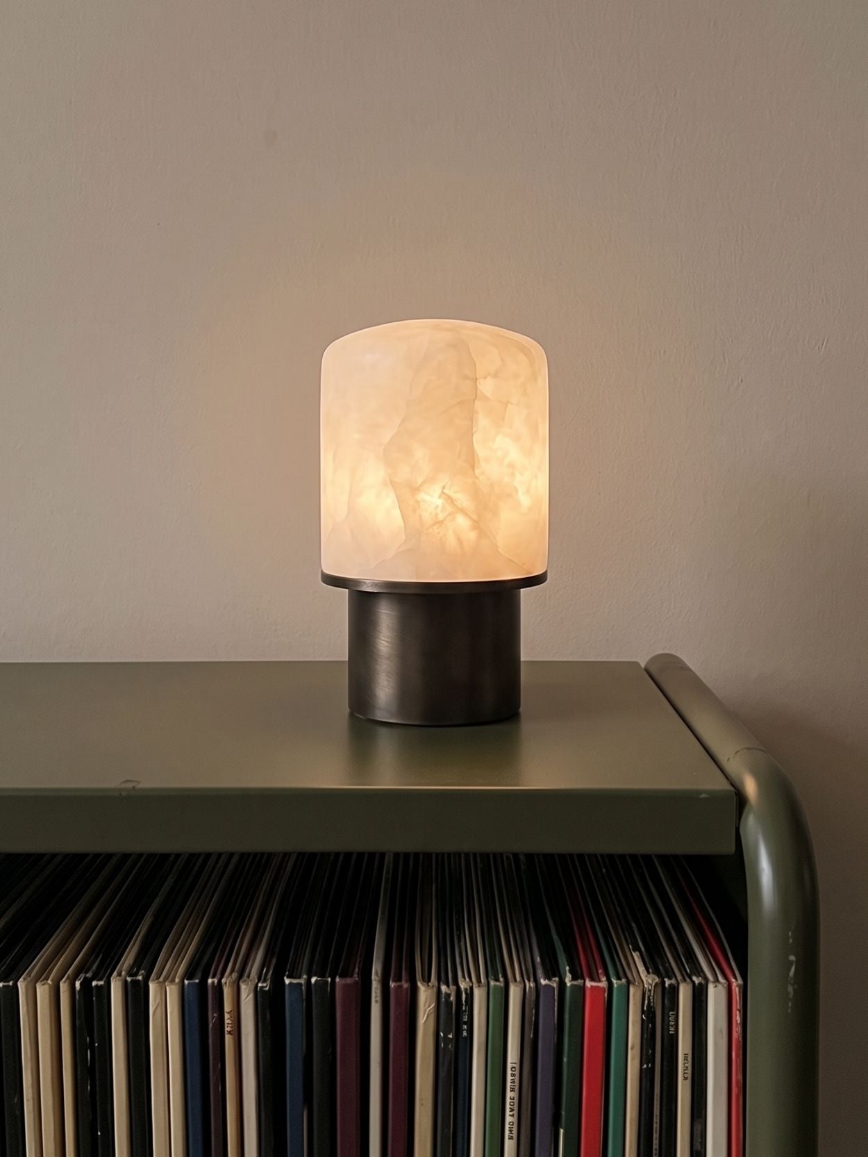 Das Original – Rossa Tragbare Lampe | Calacatta Viola & Leinen