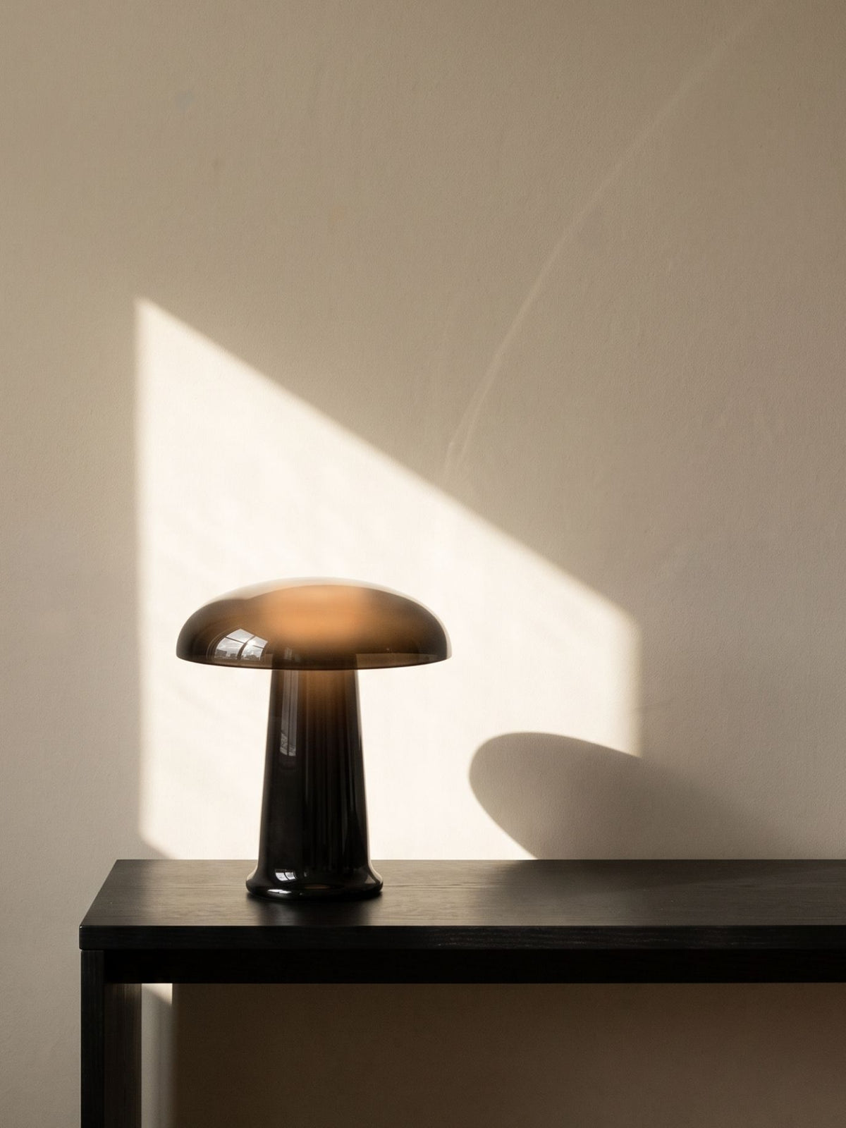 Cera Mini Portable Lamp | Black Glass