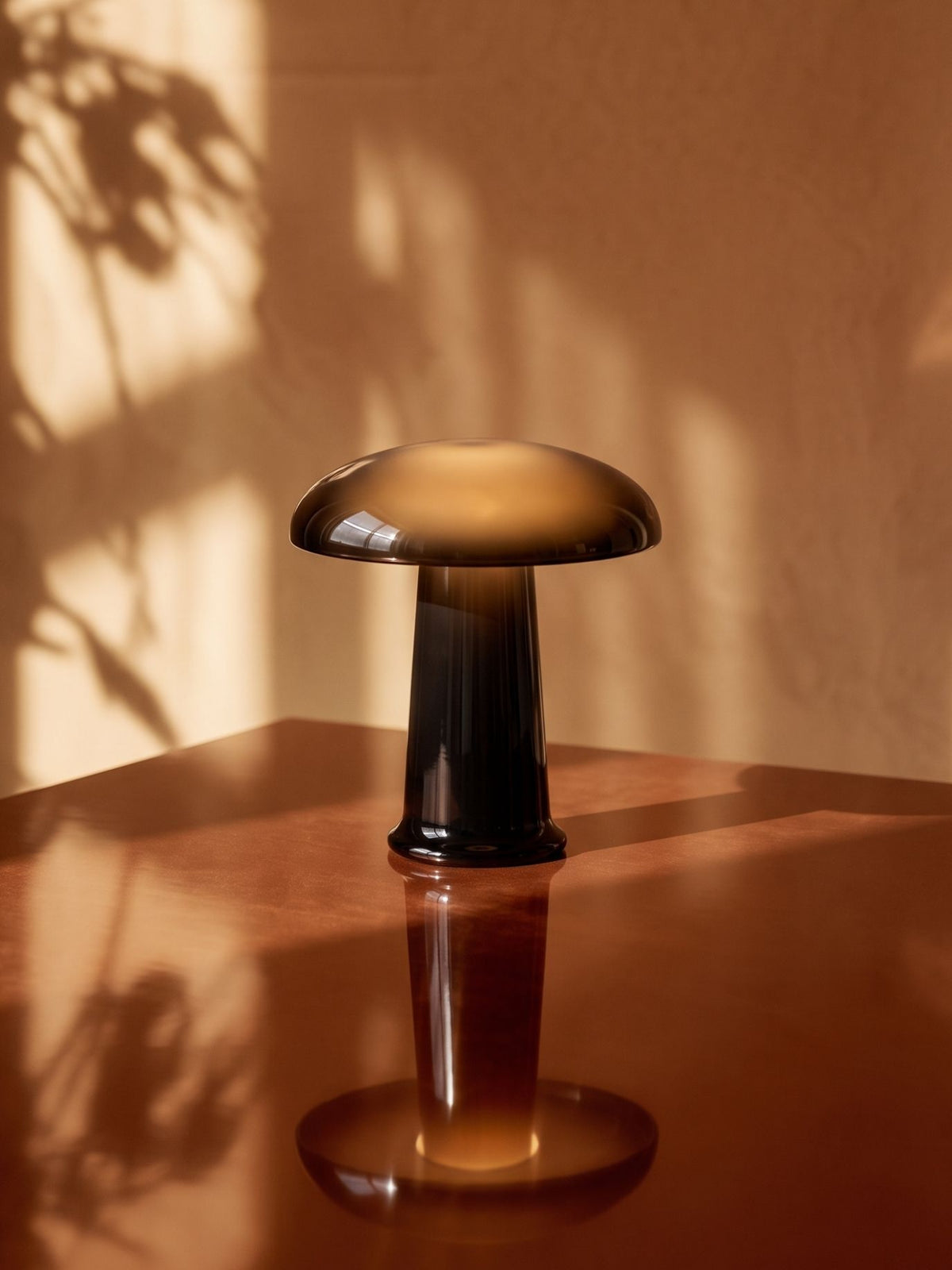Cera Mini Portable Lamp | Black Glass