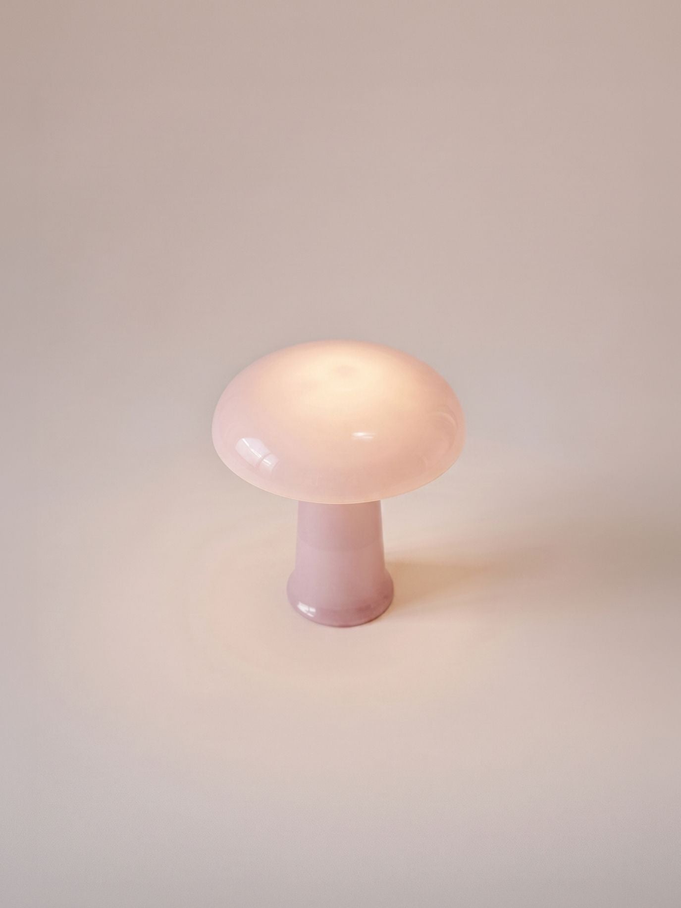 Cera Mini Portable Lamp | Pink Glass