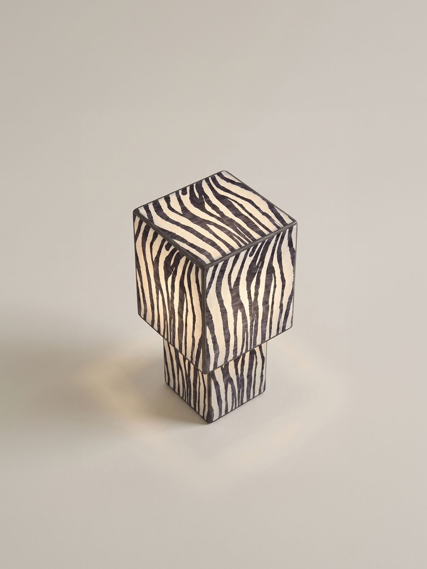 Forma Lamp Portable | Limited Edition (Zebra)