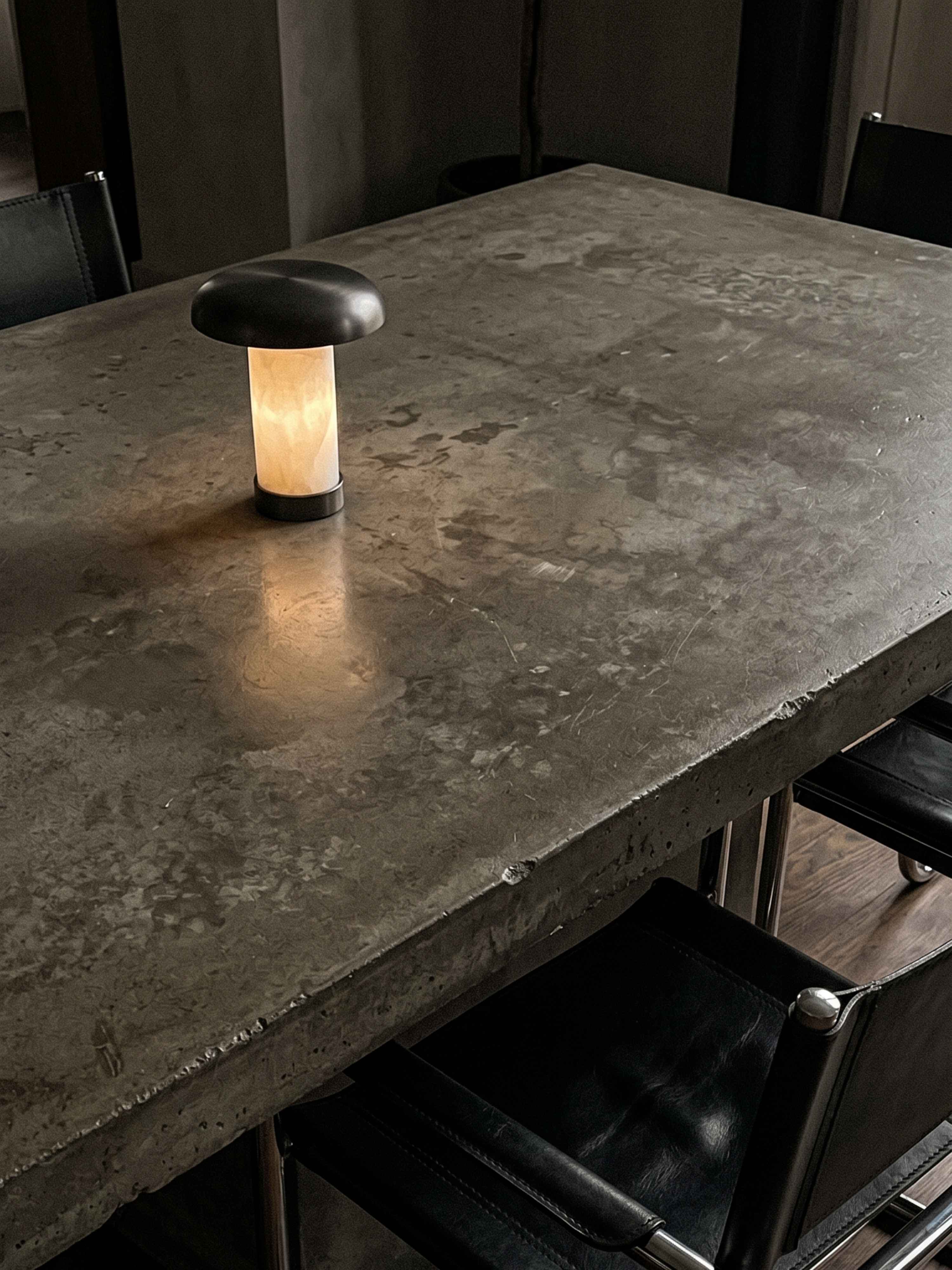Forma Mini-Taschenlampe | Alabaster