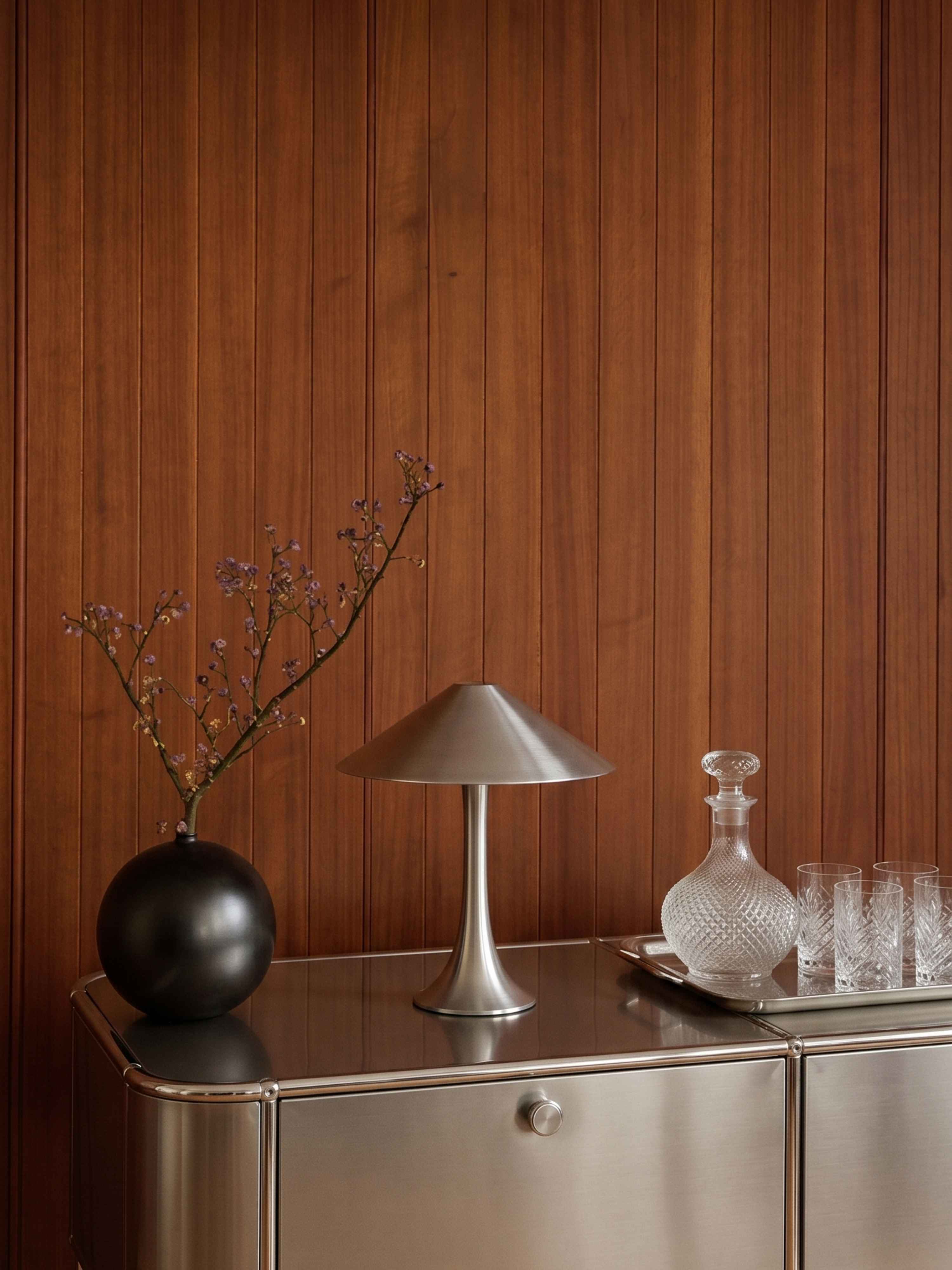 Nova Große tragbare Lampe | Stahl