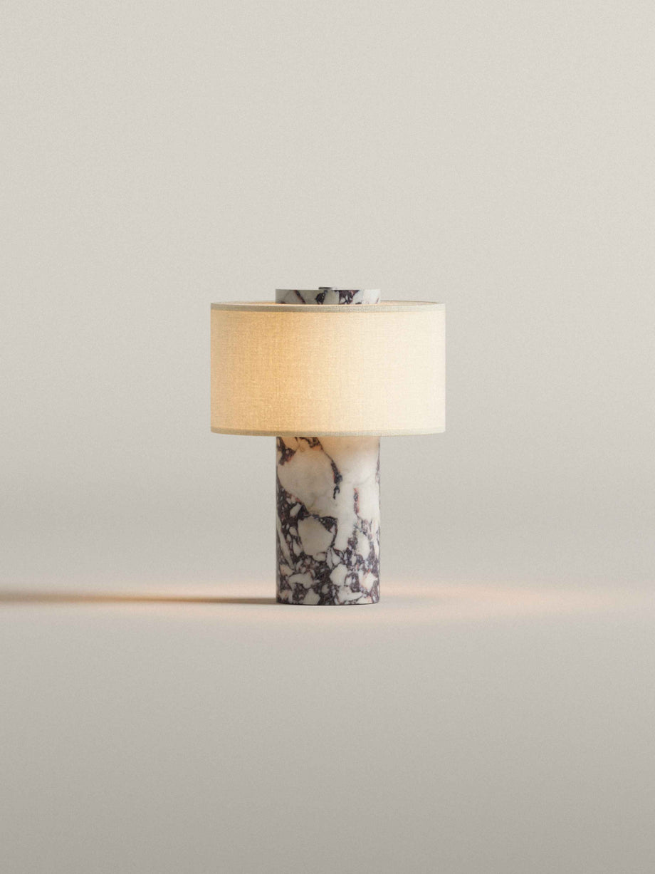 Auríe tragbare Lampe | Calacatta Viola Marmor und Leinen