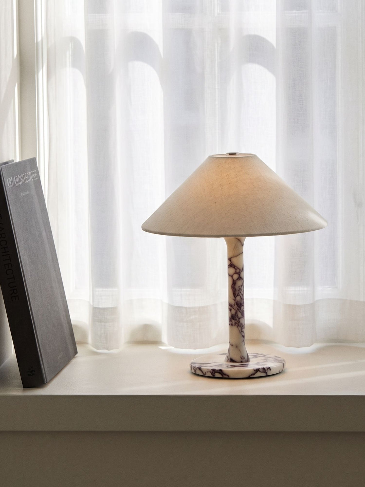 Rossa Tragbare Lampe | Calacatta Viola & Leinen