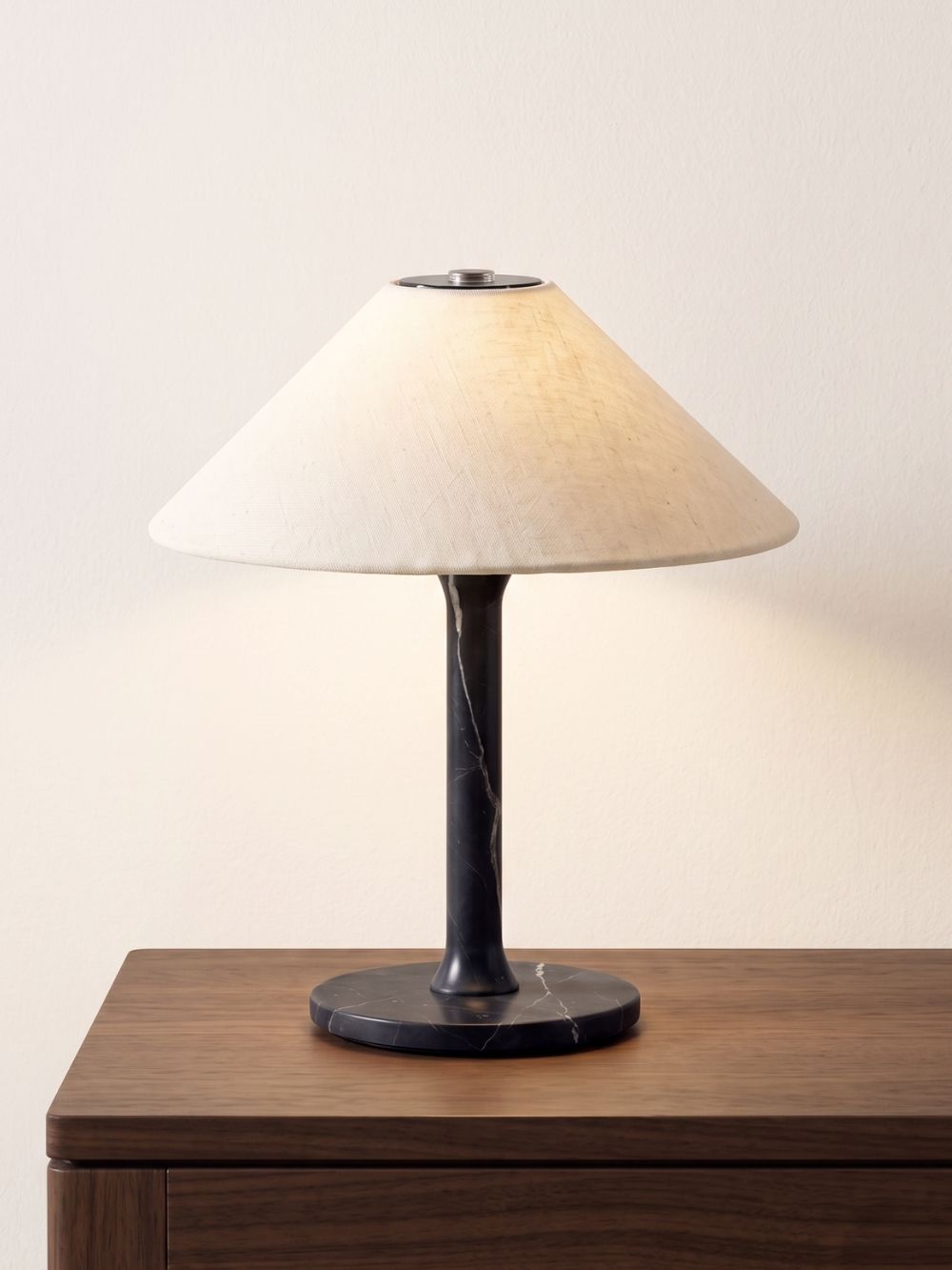 Das Original – Rossa Tragbare Lampe | Calacatta Viola & Leinen