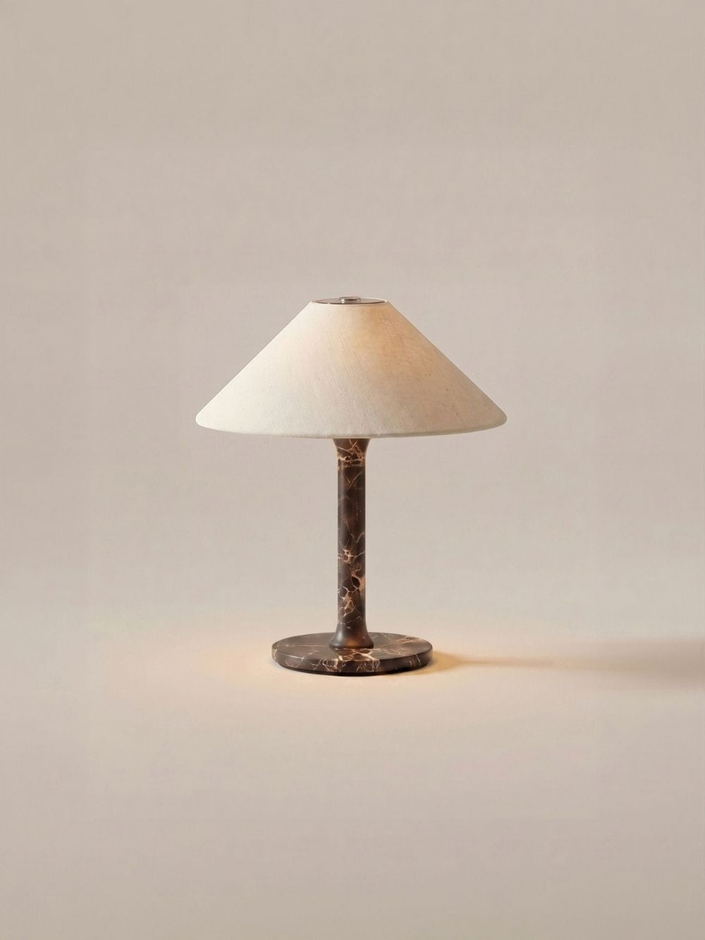 Das Original – Rossa Tragbare Lampe | Calacatta Viola & Leinen