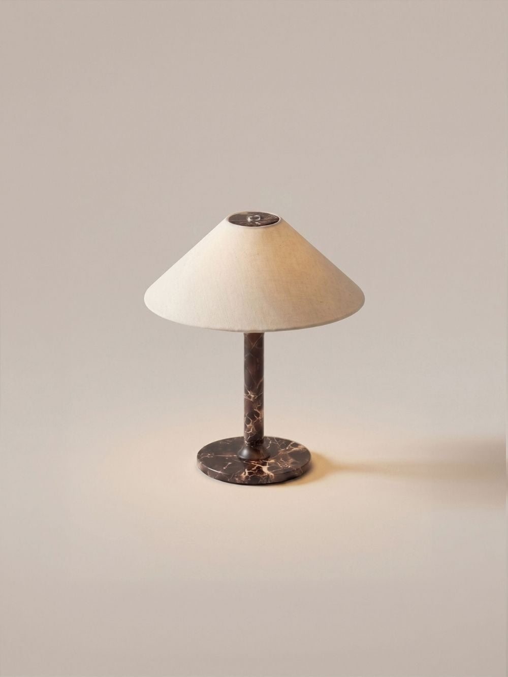 Das Original – Rossa Tragbare Lampe | Calacatta Viola & Leinen