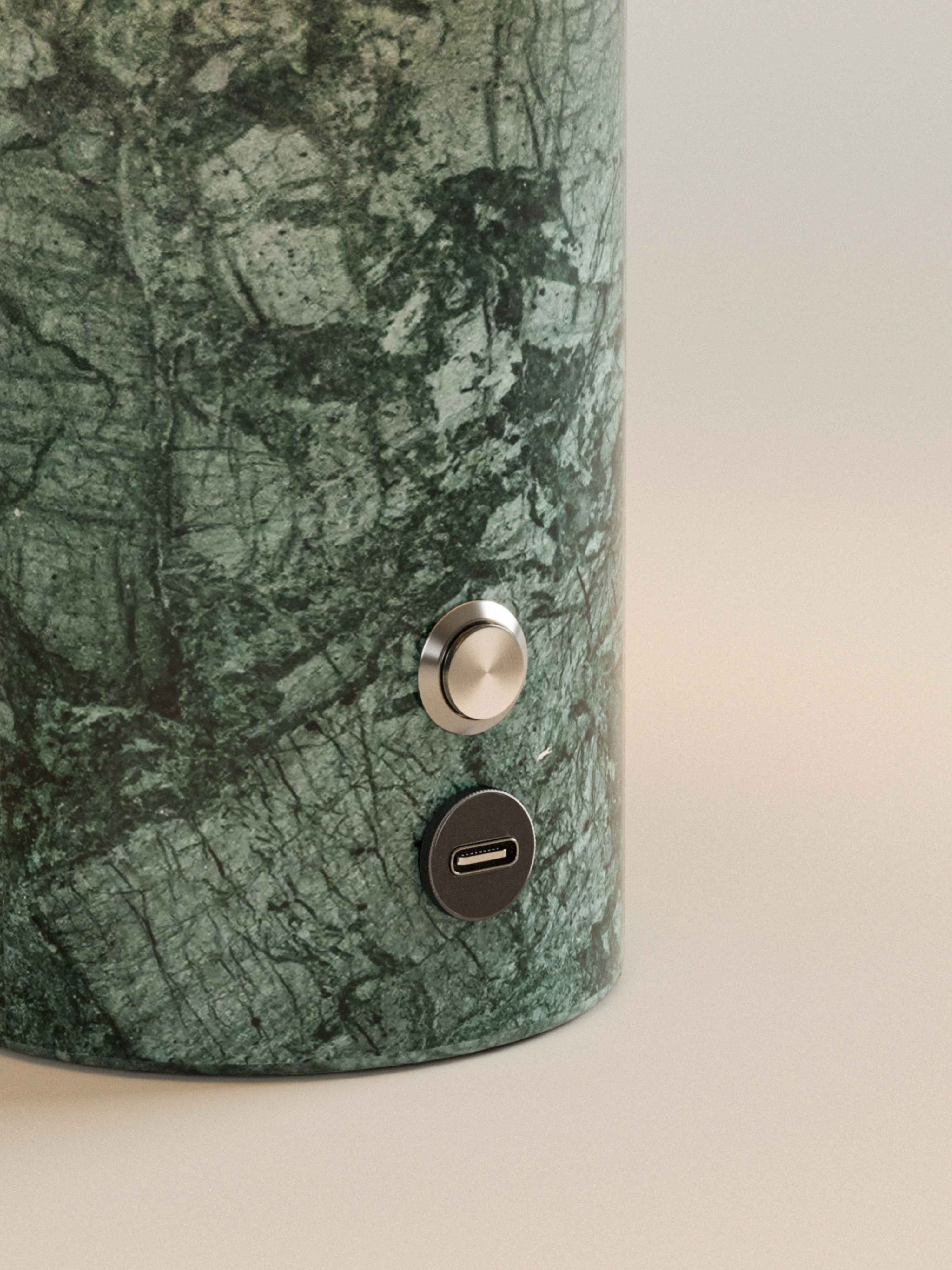 Auríe Portable Lamp