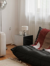 Auríe Portable Lamp | Calacatta Viola